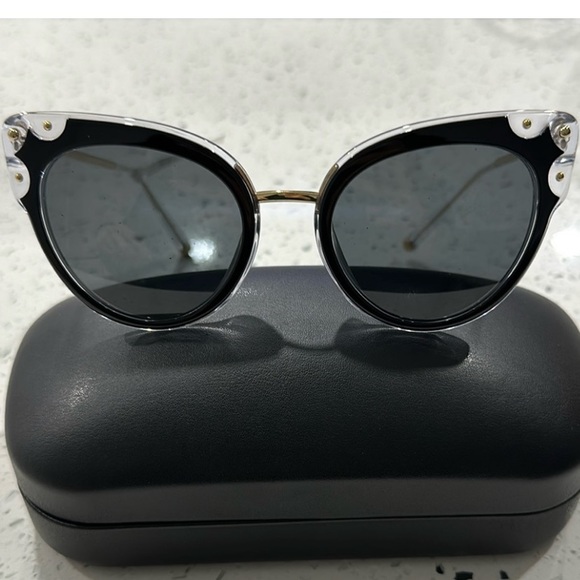 NWT D&G Sunglasses with bk case - Picture 7 of 7